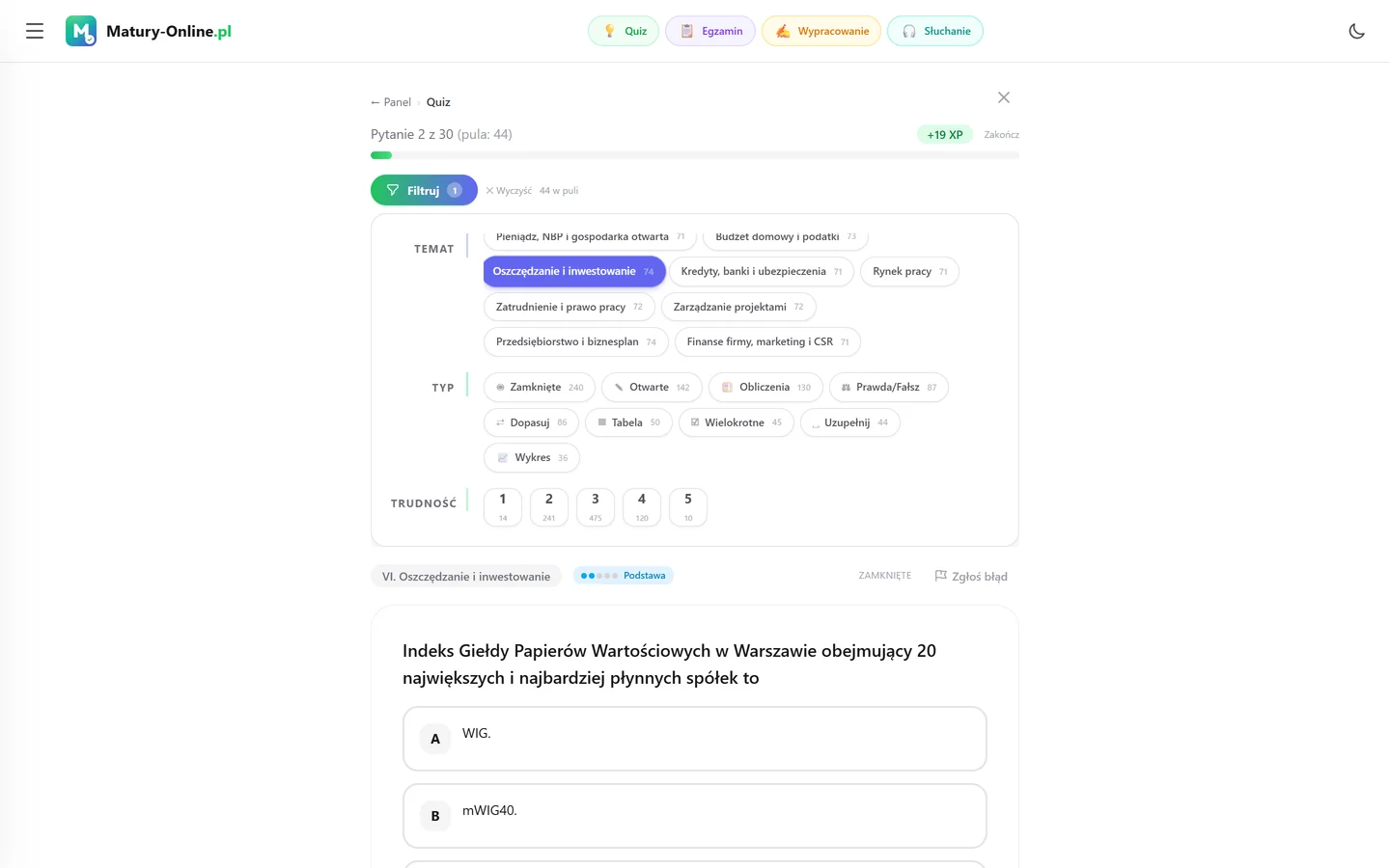 Quiz w Matury Online: panel „Filtruj” z zaznaczonym tematem „Oszczędzanie i inwestowanie”, pod spodem pytanie z tego tematu