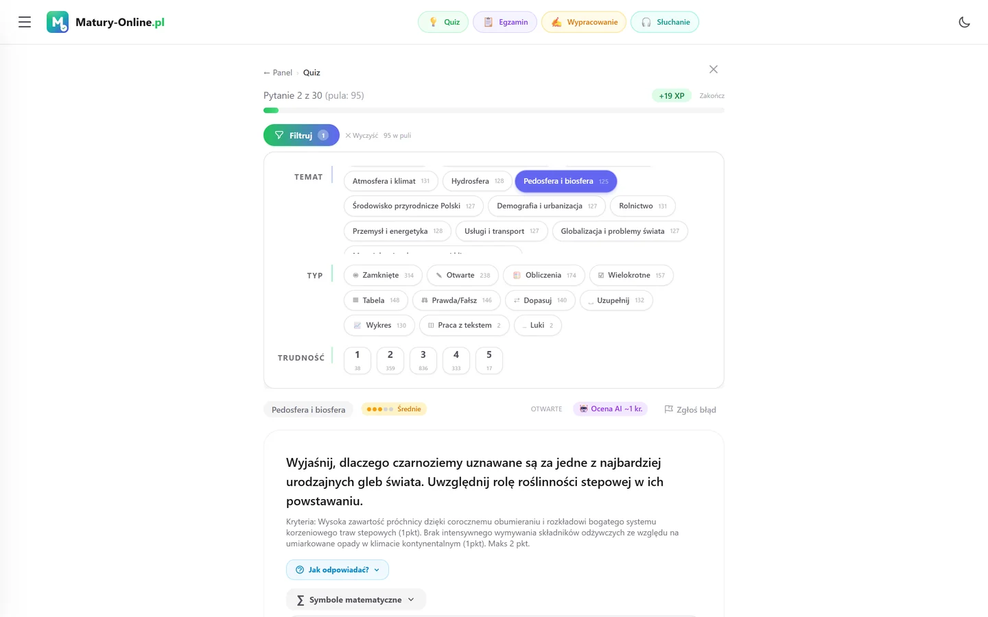 Quiz w Matury Online: panel „Filtruj” z zaznaczonym tematem „Pedosfera i biosfera”, pod spodem pytanie z tego tematu