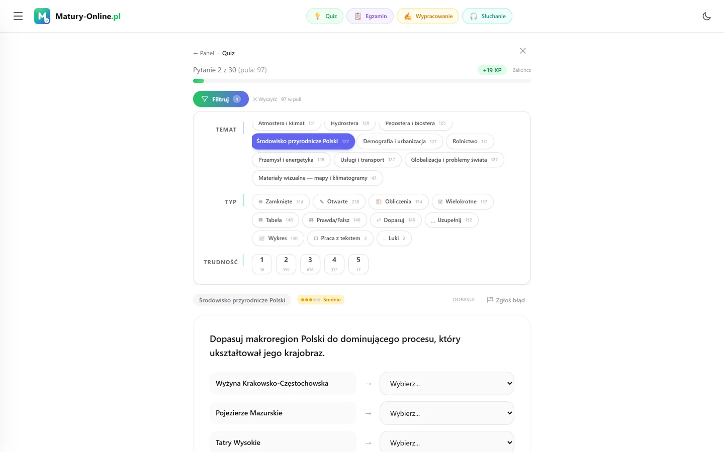 Quiz w Matury Online: panel „Filtruj” z zaznaczonym tematem „Środowisko przyrodnicze Polski”, pod spodem pytanie z tego tematu