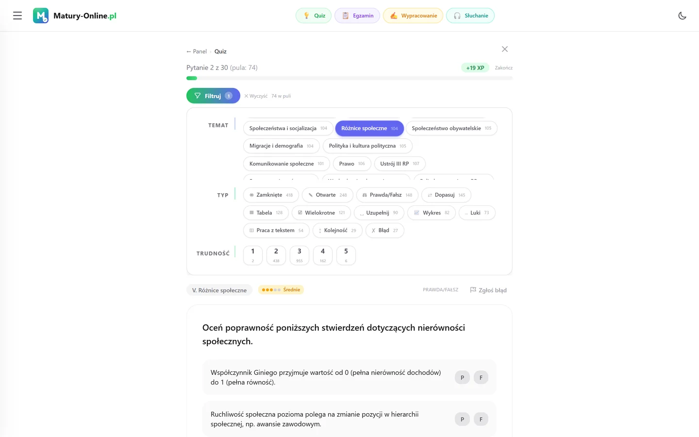Quiz w Matury Online: panel „Filtruj” z zaznaczonym tematem „Różnice społeczne”, pod spodem pytanie z tego tematu